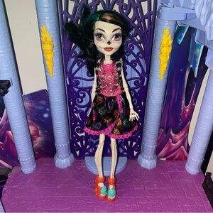 Monster High Art Class Skelita Calaveras doll